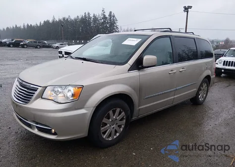 2016 Chrysler Town & Country Touring z USA, uszkodzony, nr VIN 2C4RC1BG0GR237747